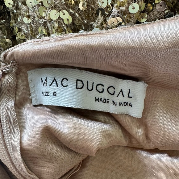 NWOT Mac Duggal Gold Sequin Slit Gown - Picture 7 of 8
